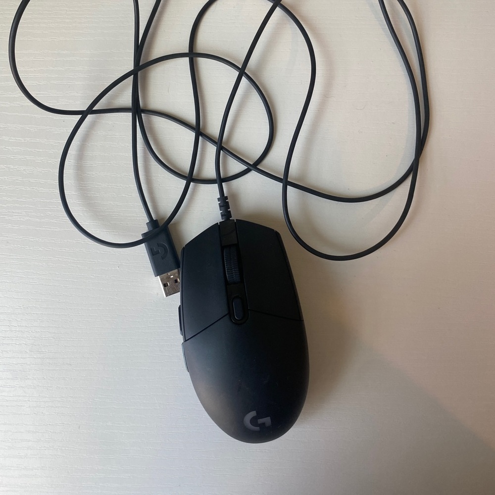 Logitech wire G203 Lightsync Gaming Mouse